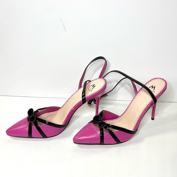 Shoes - 🌷🖤🌷🖤Pink and Black Heels!